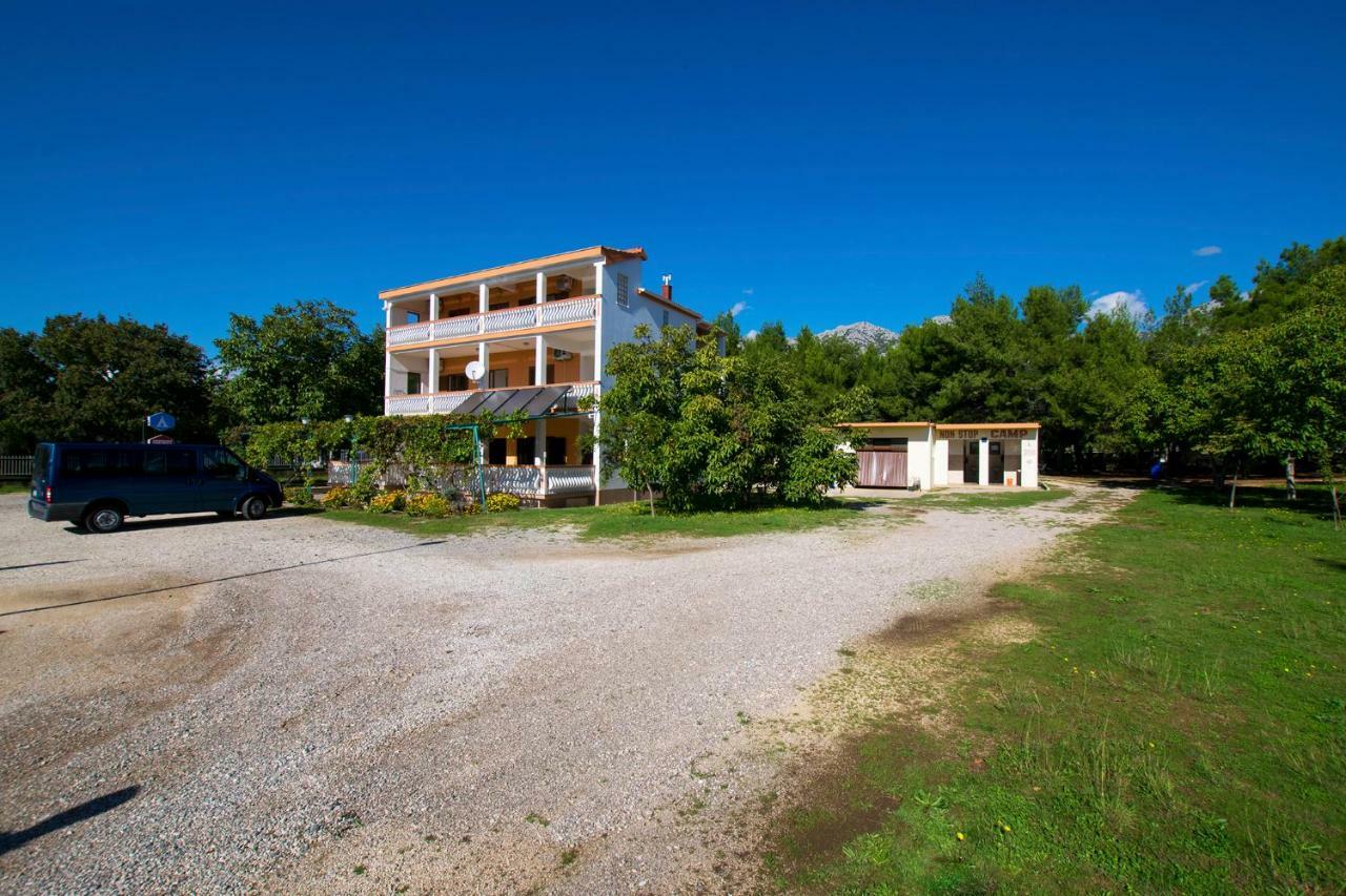Apartmani Vesna Starigrad Paklenica Exterior photo